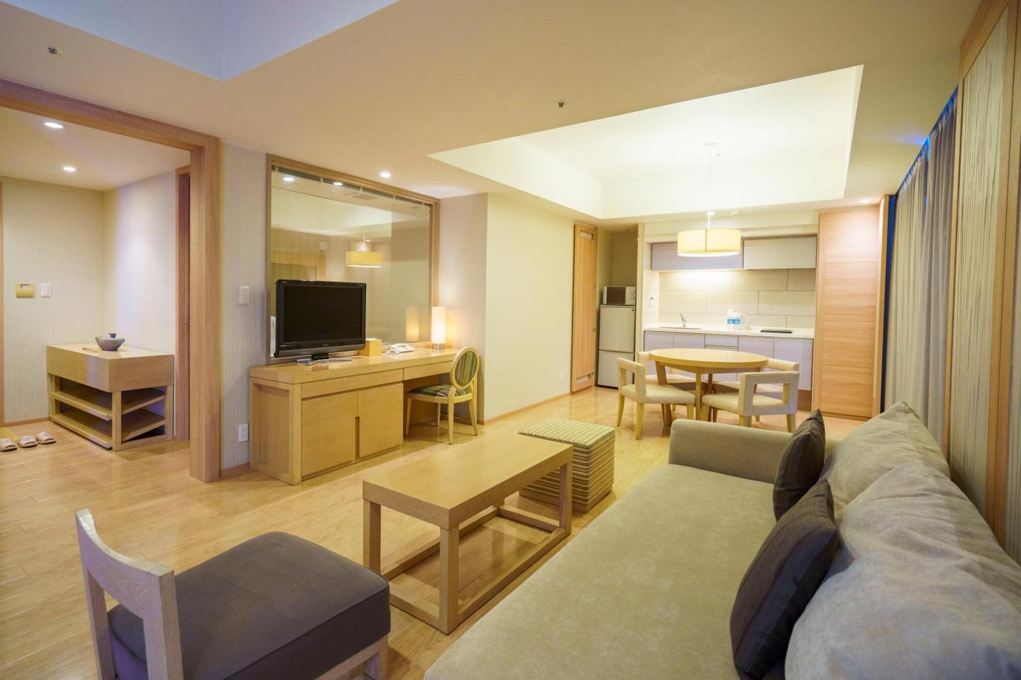 Moon Ocean Ginowan Hotel & Residence Okinawa Exterior foto